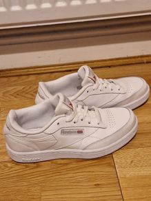 Reebook trainers size 4