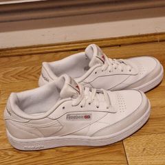 Reebook trainers size 4