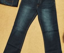 2 x Relaxed Bootcut Diesel Jeans 34/34