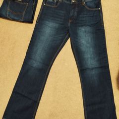 2 x Relaxed Bootcut Diesel Jeans 34/34