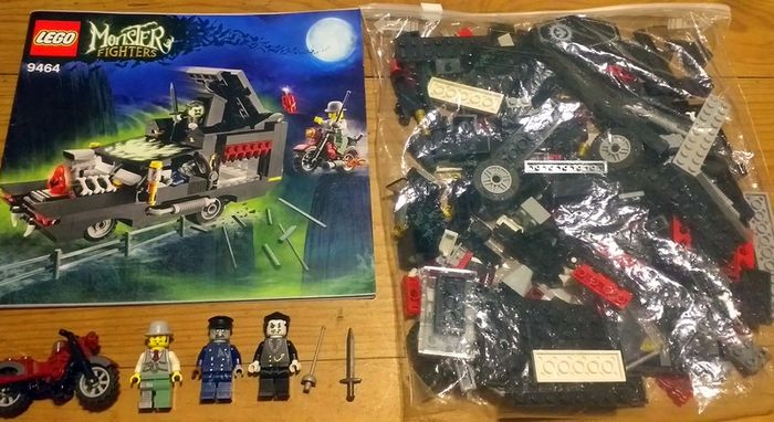 Lego Monster Fighters 9464: The Vampyre Hearse (2012) 100% Complete (NO BOX)