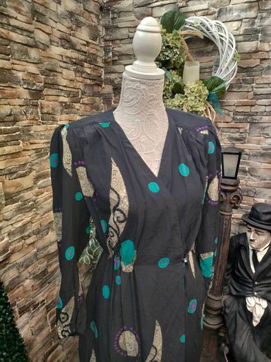 vintage 70s 80s Black print wrap dress