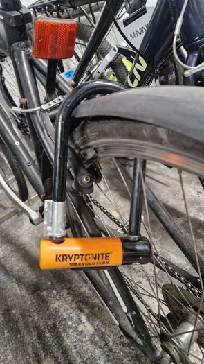 Imagine Moscato Hybrid Bike