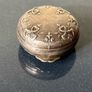 Antique silver pill box/snuff box Image 5