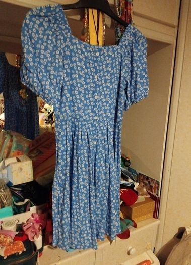 New Floral dress age 10-11 years