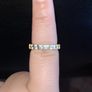 Beautiful Diamond-like ring in Gold colour Image 2