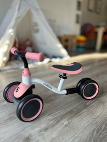 Globber 3 wheel balance bike