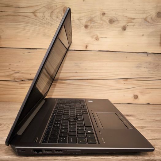 4K UHD WorkStation HP ZBook / Warranty/
