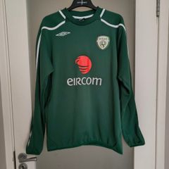 Vintage 2004/06 Ireland FAI Umbro Sweatshirt