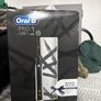 ORAL B Toothbrush Image 2