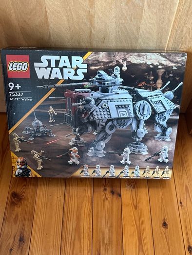 Lego Star Wars.