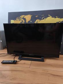Monitor screen with remote