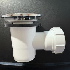 1 1/2" shower waste trap