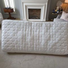 Single mattress clean