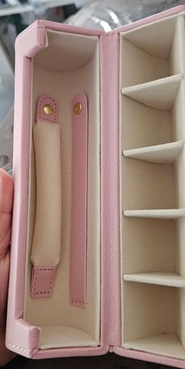 Authentic Lynott Heart Shaped Jewelry Travel Case Storage Box in Pink