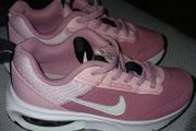 Girls Nike Trainers uk size 1. 8 euro