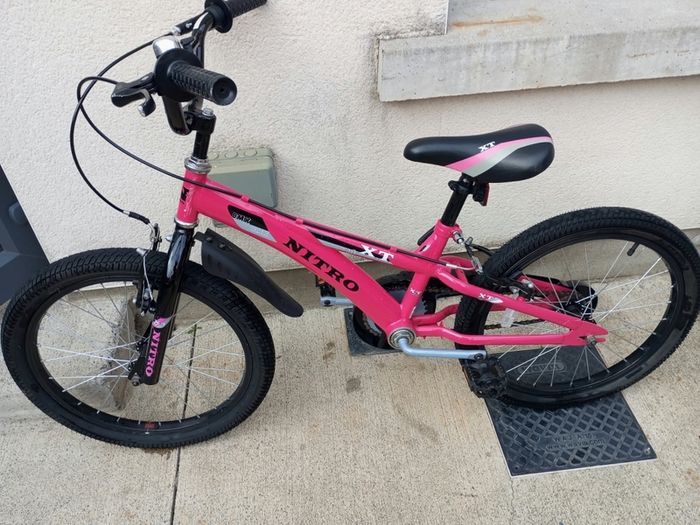 Kids nitro bike size 20 inch wheels