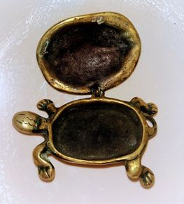 Vintage brass turtle figurine