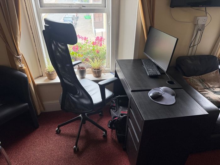 Computer Table, Ergonomic Chair & storage unit ( 3 piece )