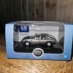 Oxford Diecast Vauxhall Cavalier 1.76 Scale