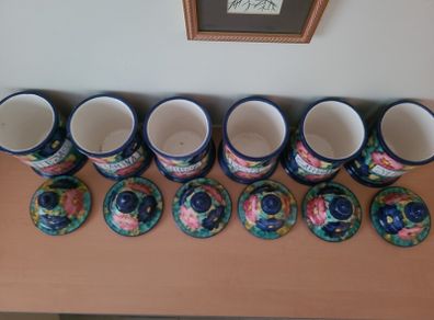 Floral porcelain food containers - In Spanish