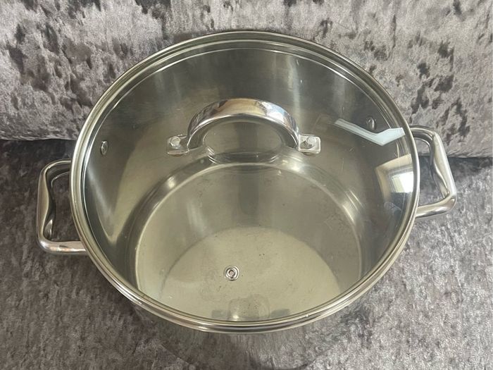 Cooking Pot