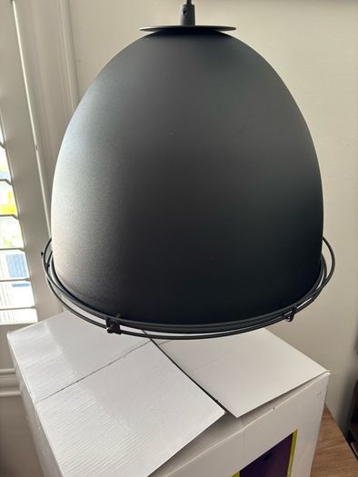 black light fitting