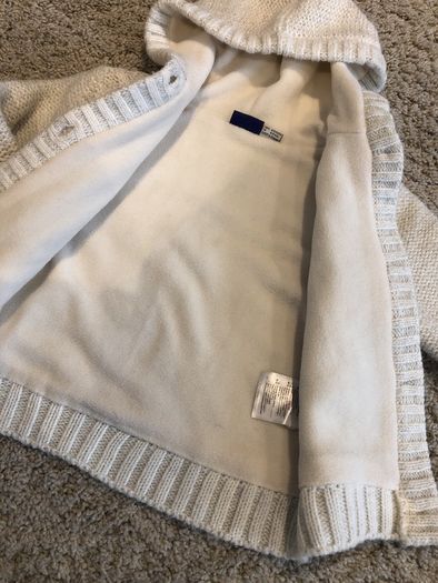 Gorgeous warm hoodie 6-12 months