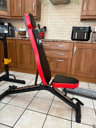Large Weightlifting Bundle, New Weight Bench, Squat Rack, Gym, 100kg Metal Weights / Barbell Set, Dumbbells, Mat And More!