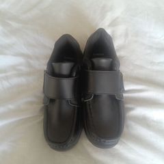 Boys school shoes size 1
