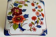Vintage Japanese Style Porcelain Trinket Box 7cm
