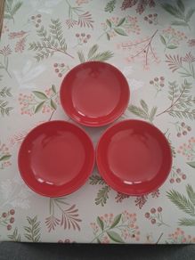 Serving bowls