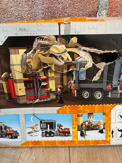 Lego Jurassic World 76948 T-Rex & Atrociraptor Dinosaur Breakout Brand New Sealed