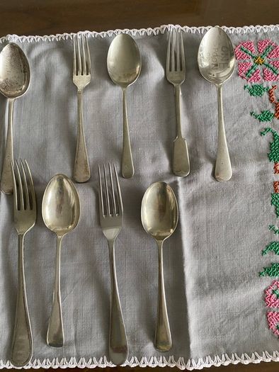 Cutlery - forks & spoons vintage