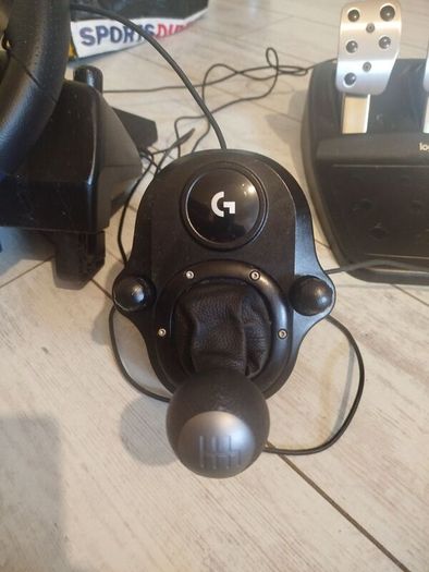 Logitech G29 Racing Wheel + Shifter Set