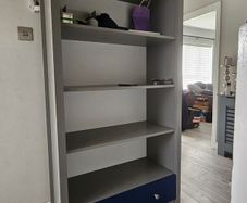 shelving unit