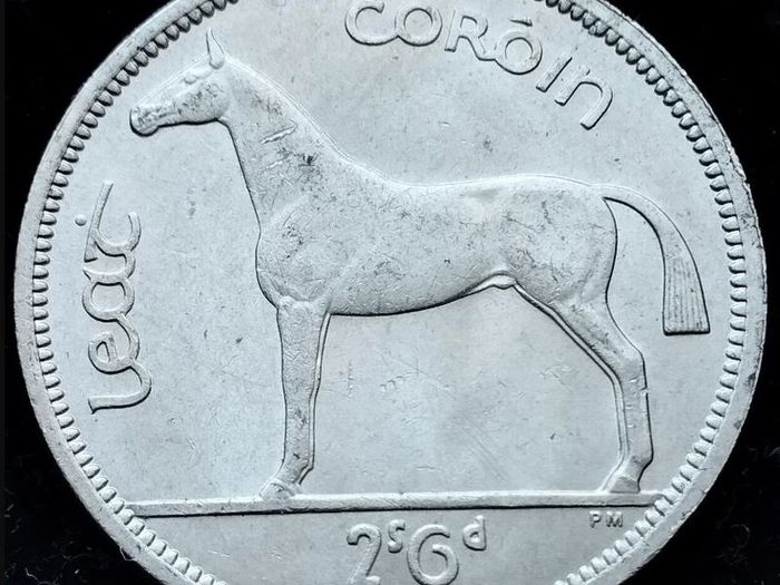 [#168] - Ireland 1967 | Irish 2s6d | Irish Half Crown | Horse | KM.16a | EF