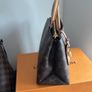 louis vuitton Image 5