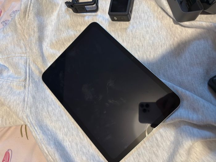 Diji camera & iPad