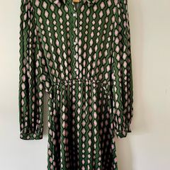 Oliver Bonas Green Geometric Satin Mini Shirt Dress