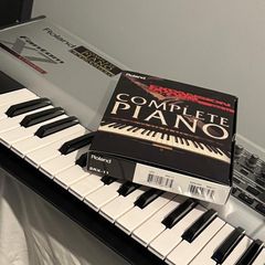 Roland X7