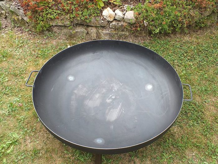 Large Round Fire Pit Bowl 80cm..free Nationwide Delivery