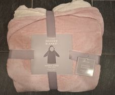 Dunnes Hooded Blanket