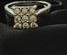9ct white gold and Diamond Ring