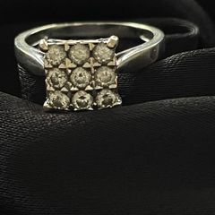 9ct white gold and Diamond Ring