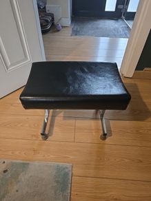 Adjustable foot rest