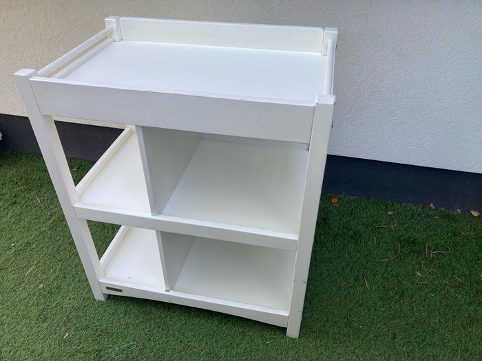 Mamas & Papas White Baby Changing Table with Storage Shelves