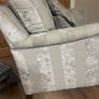 arm chair Image 3
