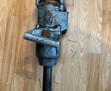 chicago pneumatic - one inch - working good - 130 euro