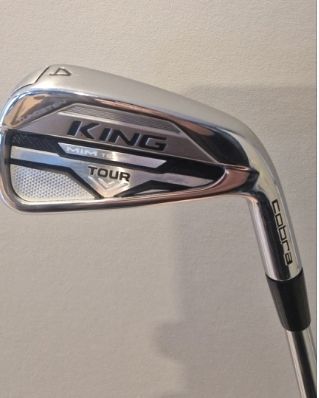 Cobra King Tour MIM 4 Iron